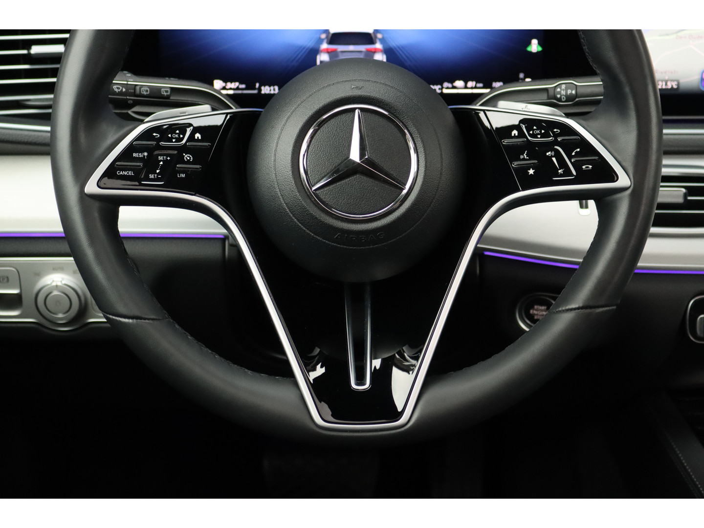 Mercedes-Benz Mercedes-Benz