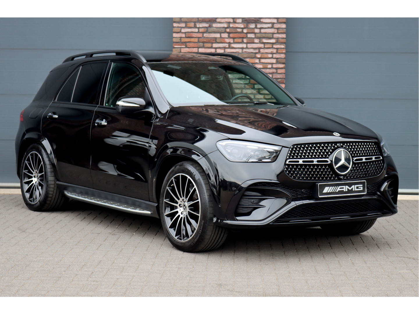 Mercedes-Benz Mercedes-Benz