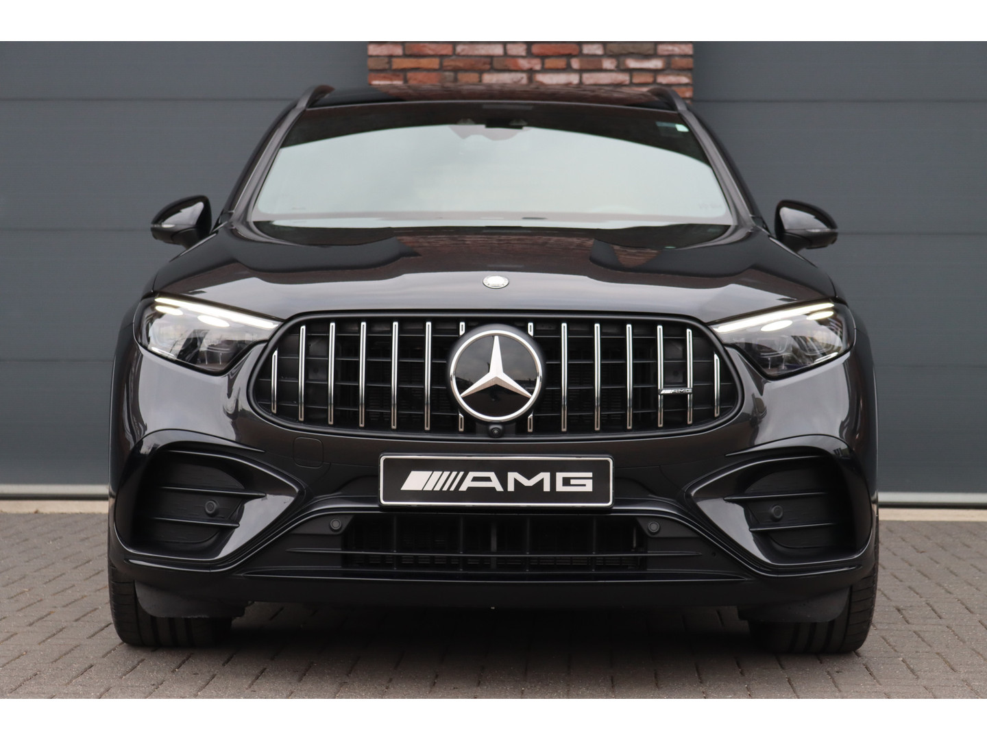 Mercedes-Benz Mercedes-Benz