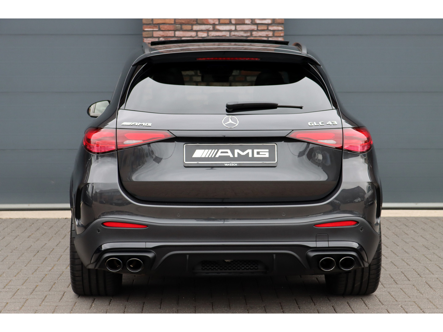 Mercedes-Benz Mercedes-Benz