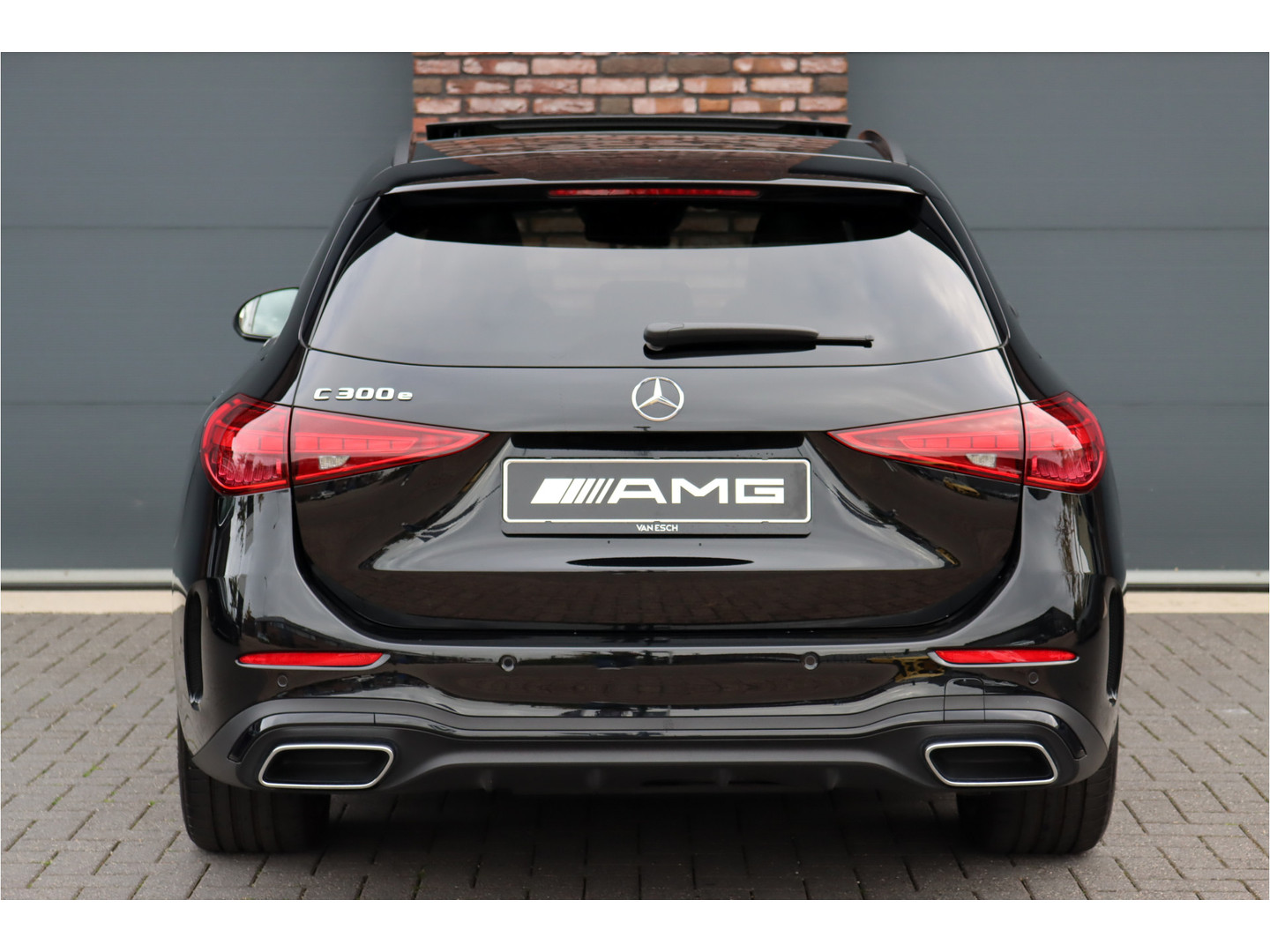 Mercedes-Benz Mercedes-Benz