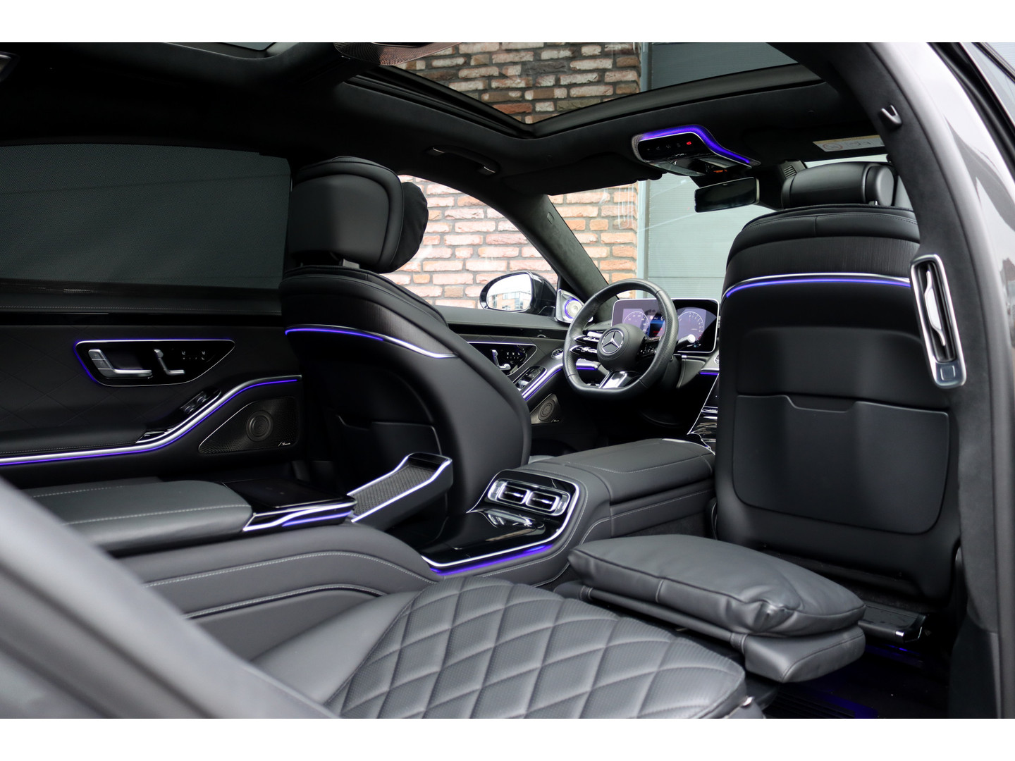 Mercedes-Benz Mercedes-Benz