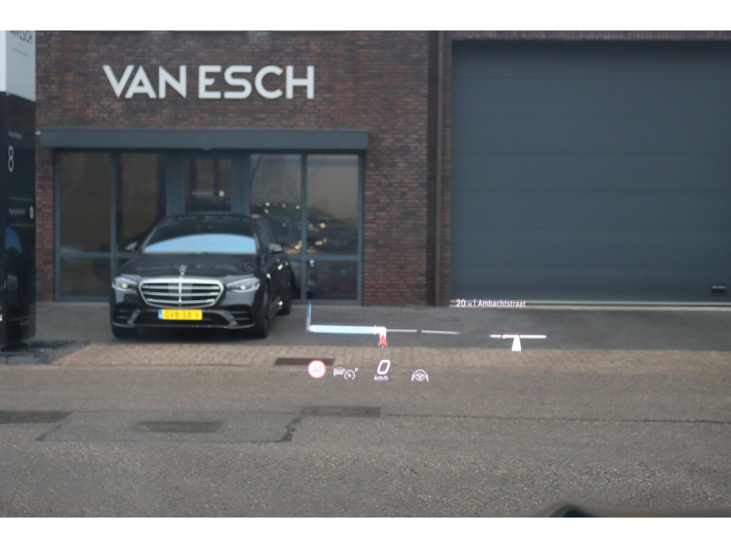 Mercedes-Benz Mercedes-Benz