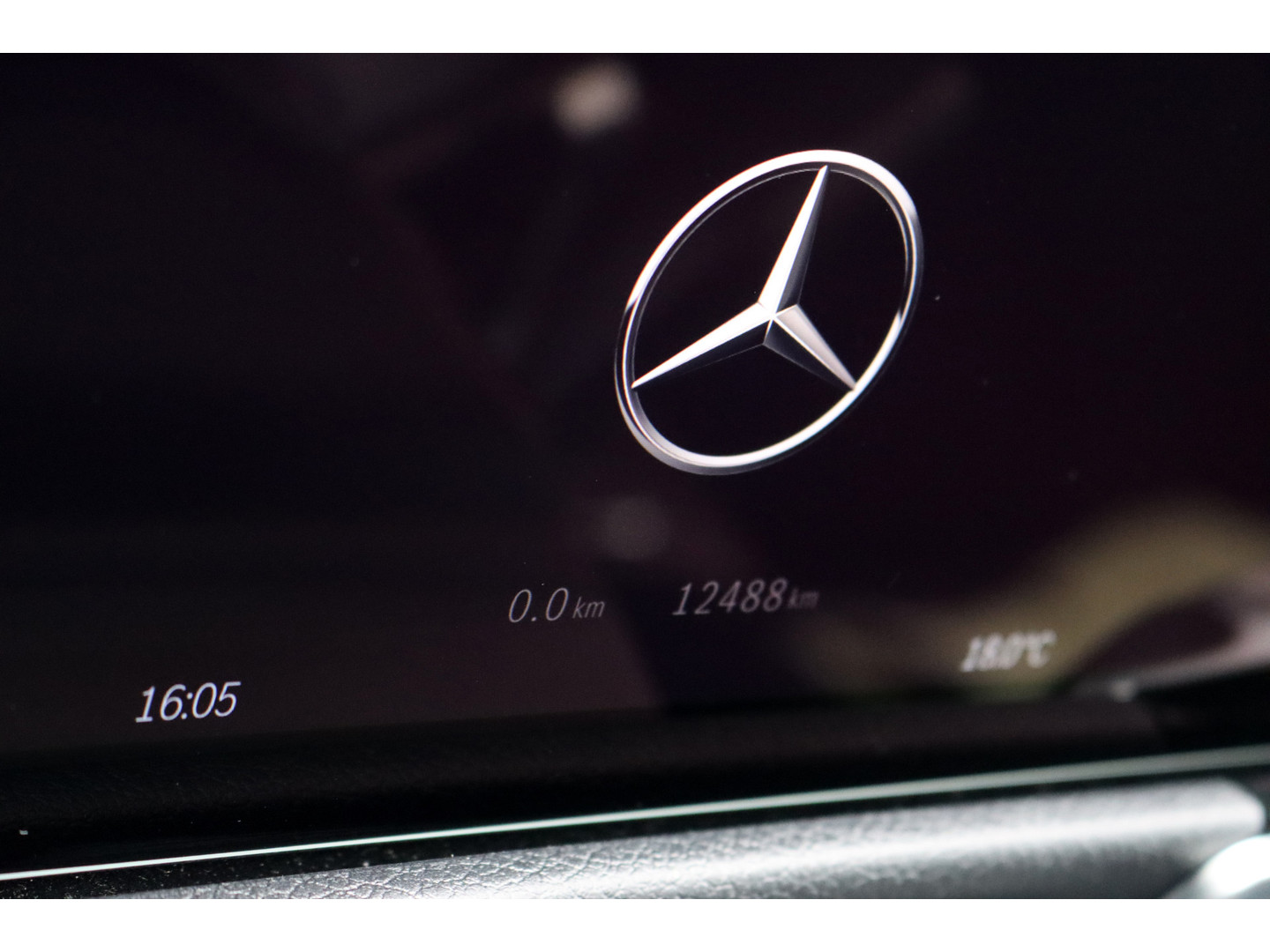Mercedes-Benz Mercedes-Benz