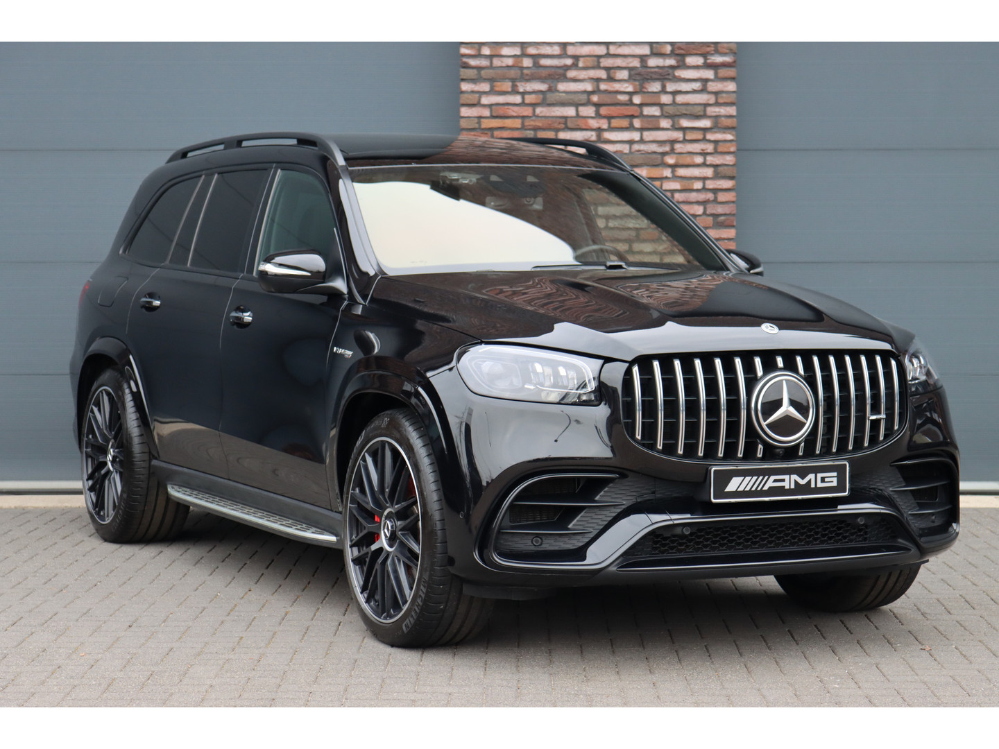 Mercedes-Benz Mercedes-Benz