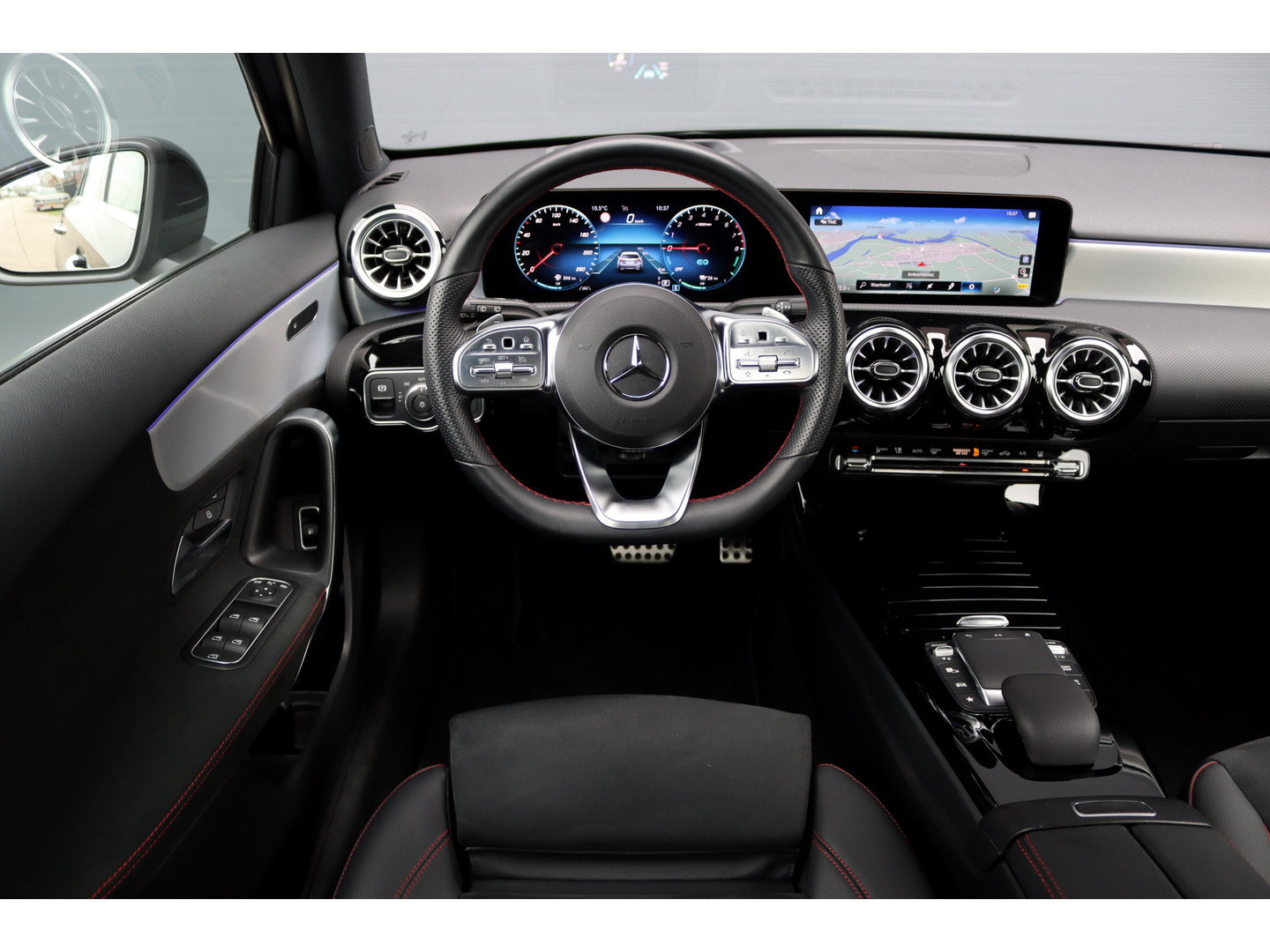 Mercedes-Benz Mercedes-Benz
