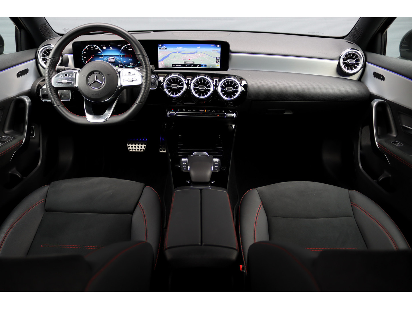 Mercedes-Benz Mercedes-Benz