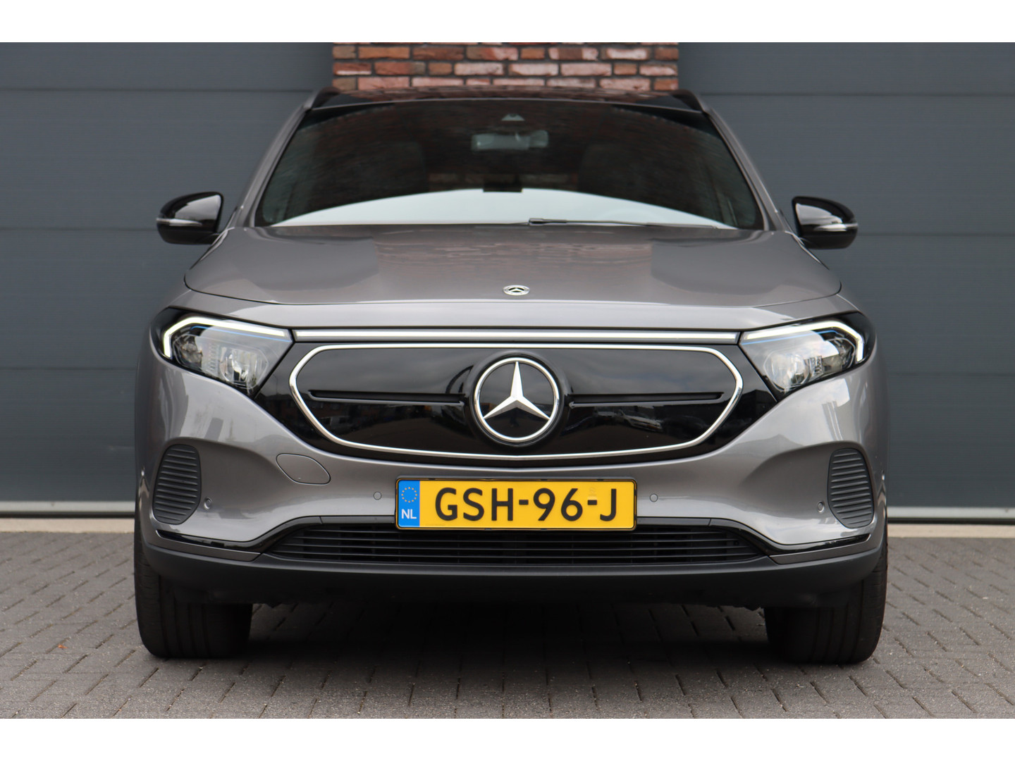 Mercedes-Benz Mercedes-Benz