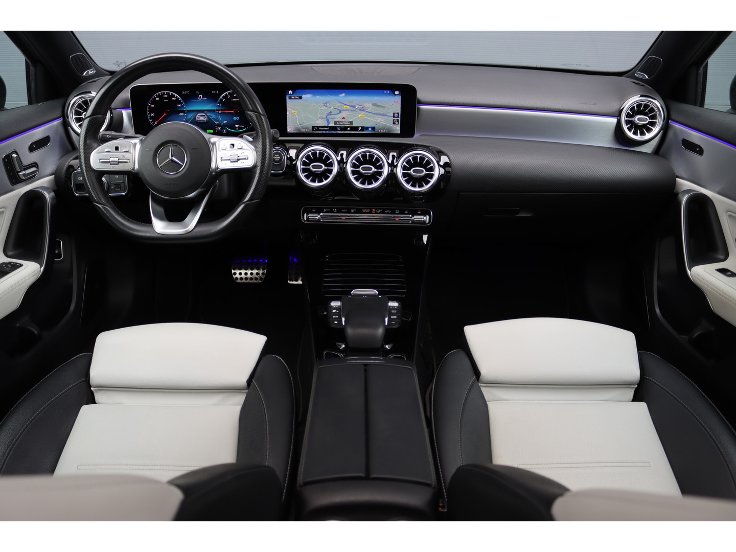 Mercedes-Benz Mercedes-Benz