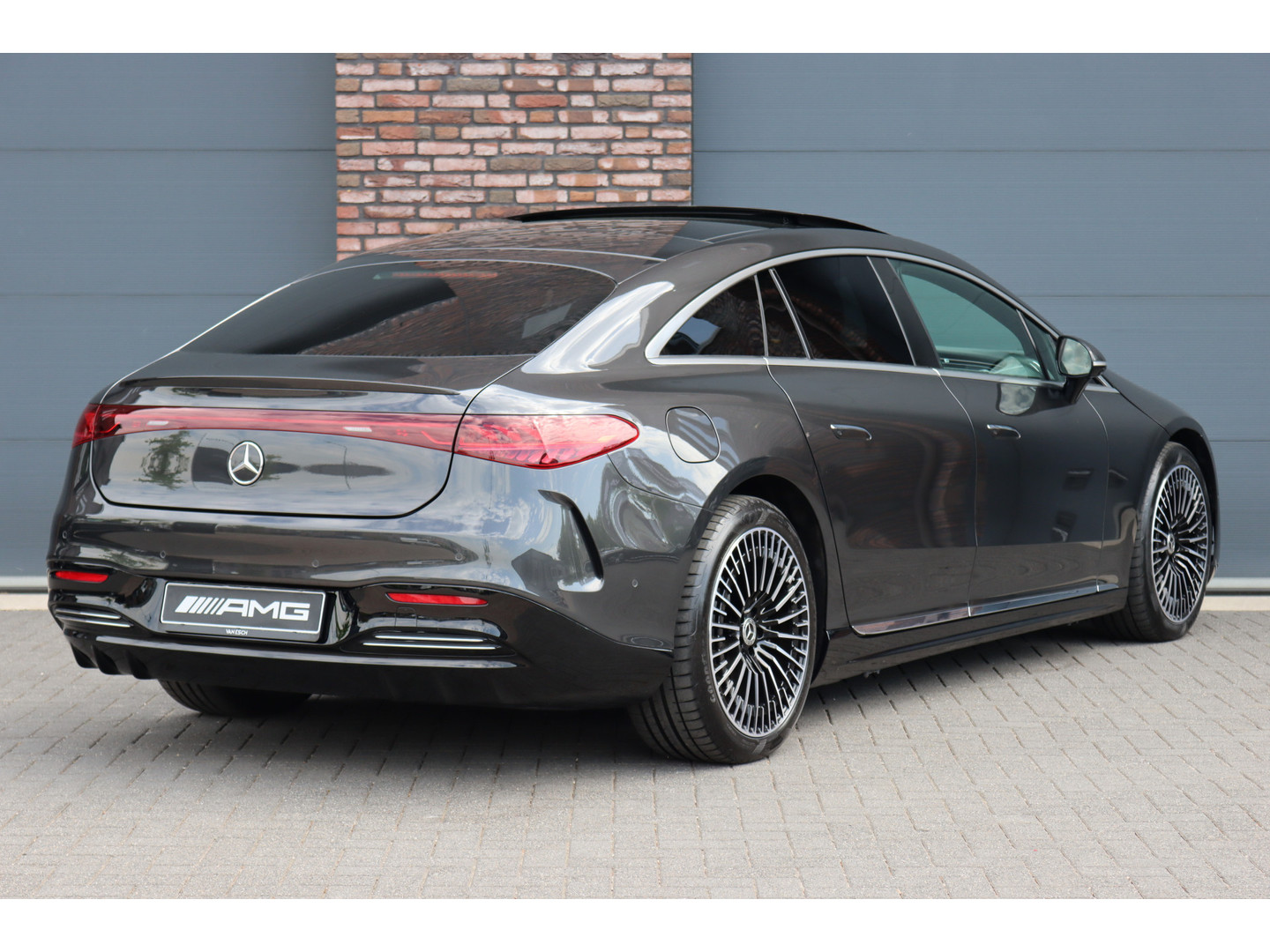 Mercedes-Benz Mercedes-Benz
