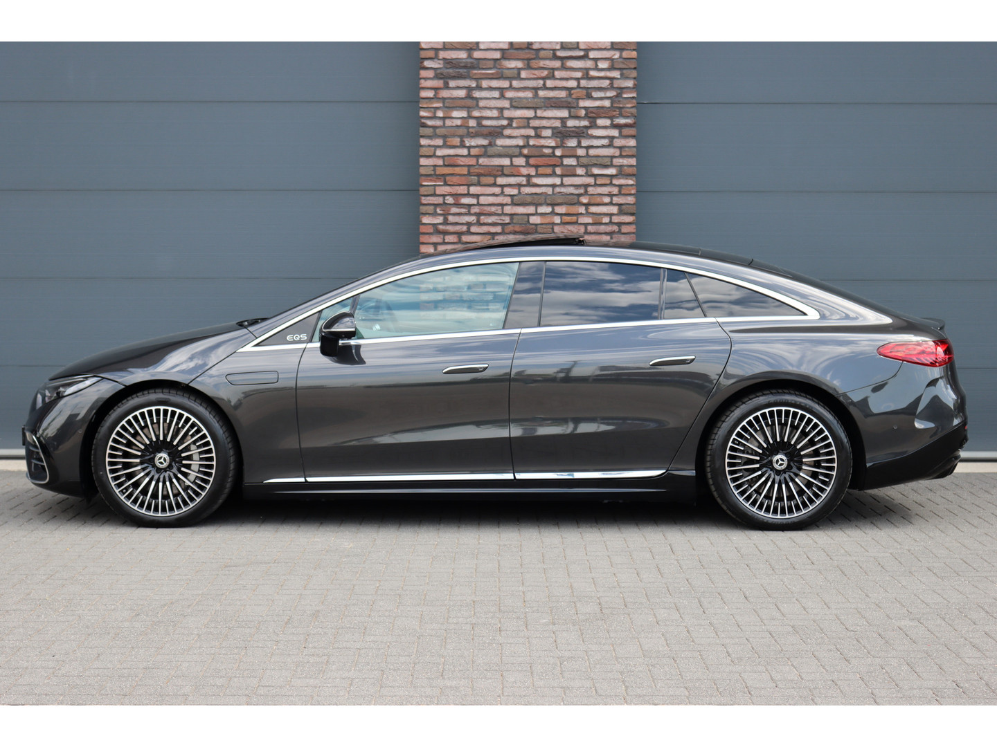 Mercedes-Benz Mercedes-Benz