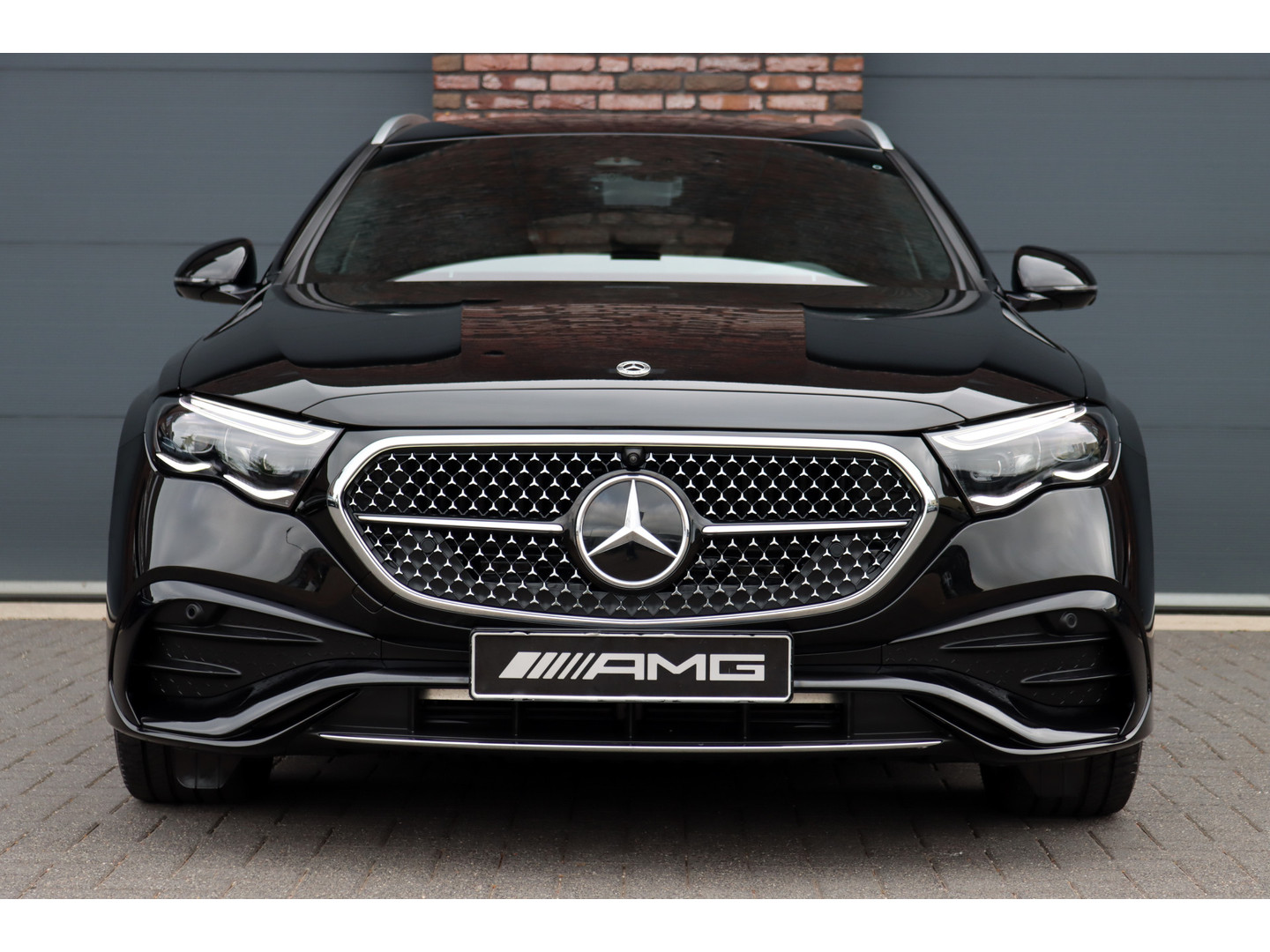 Mercedes-Benz Mercedes-Benz