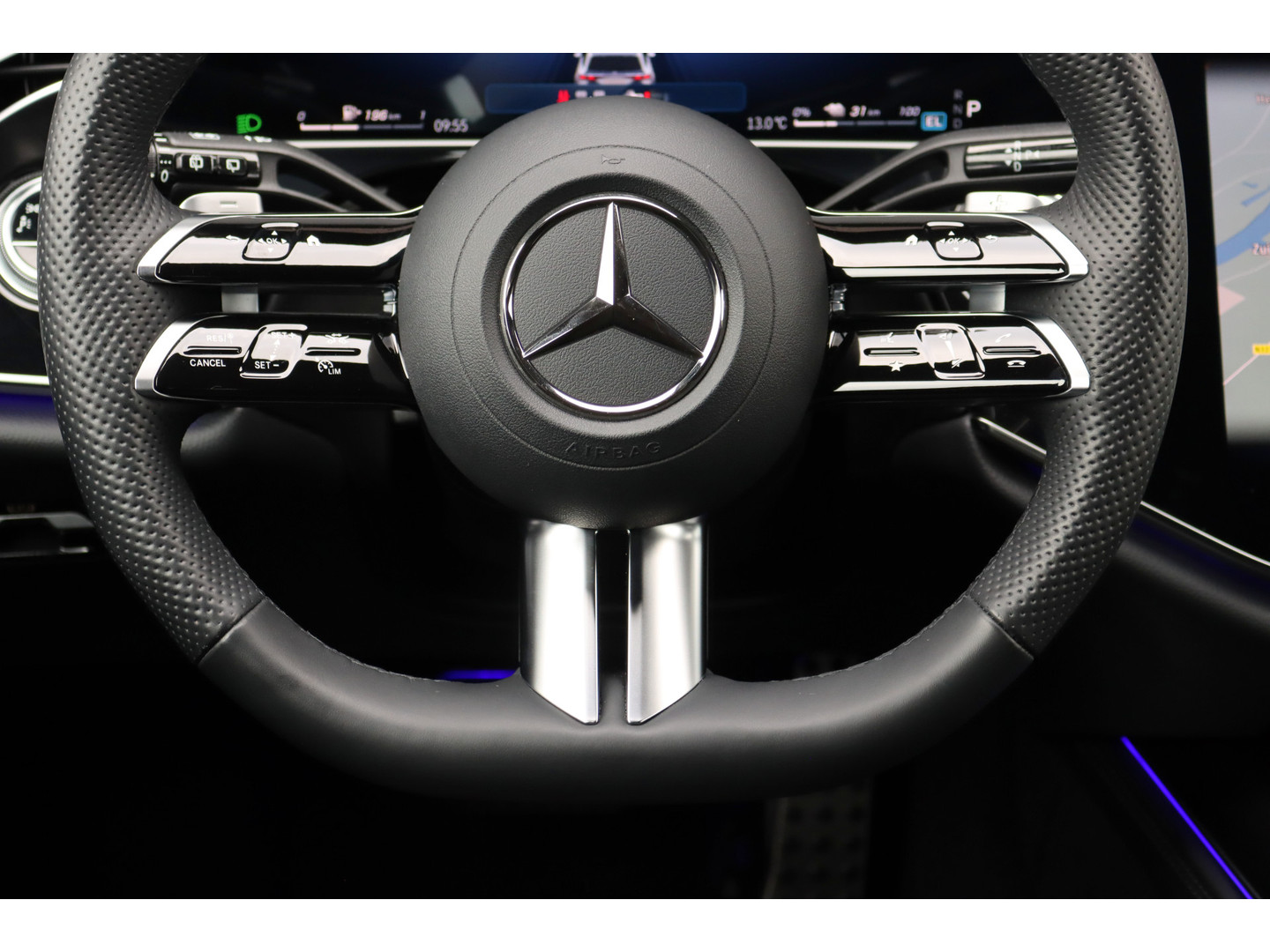 Mercedes-Benz Mercedes-Benz