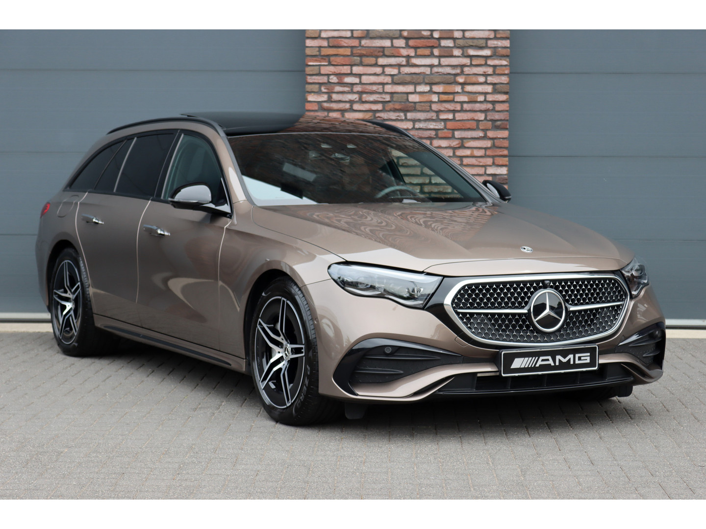Mercedes-Benz Mercedes-Benz