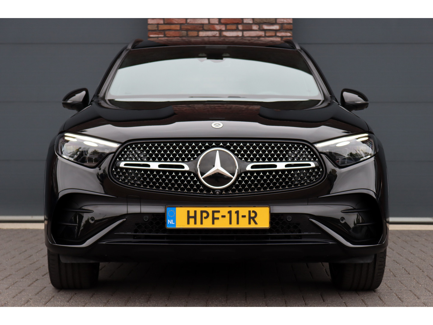 Mercedes-Benz Mercedes-Benz