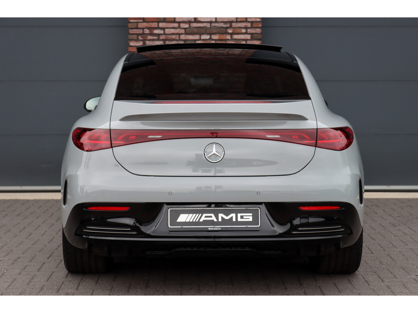 Mercedes-Benz Mercedes-Benz