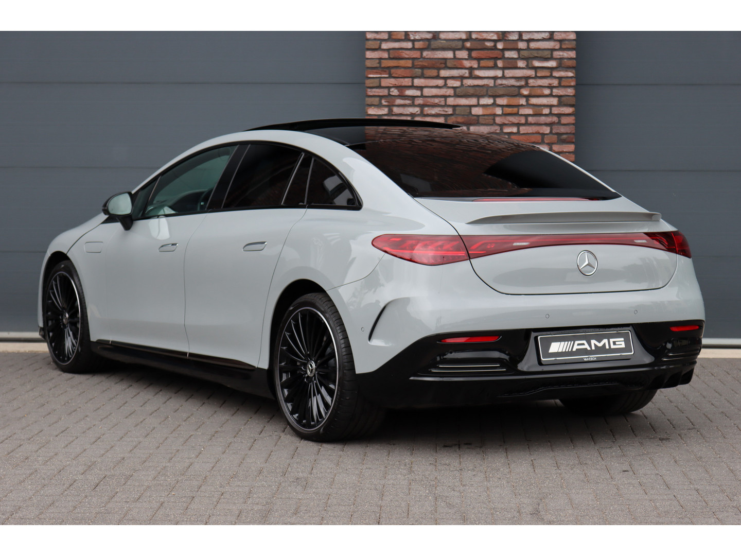 Mercedes-Benz Mercedes-Benz