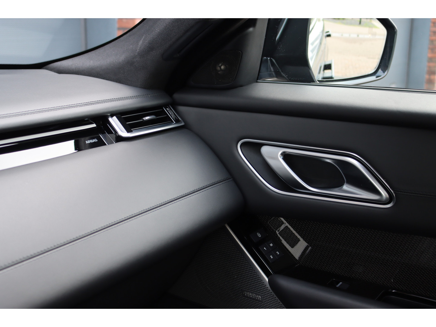 Land Rover Land Rover