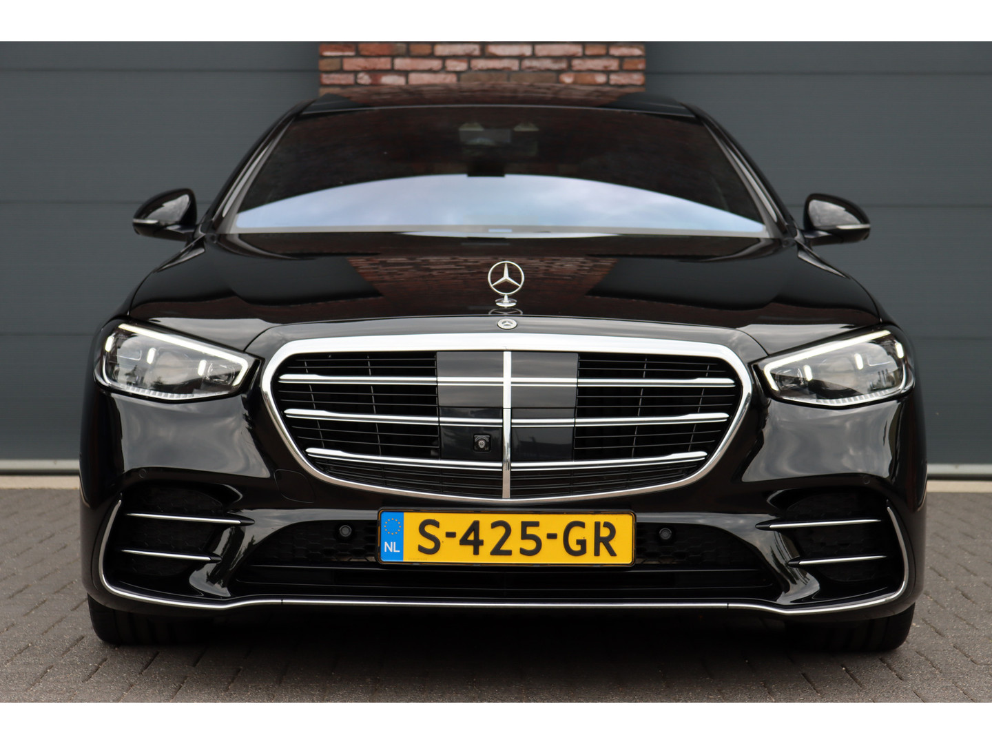 Mercedes-Benz Mercedes-Benz