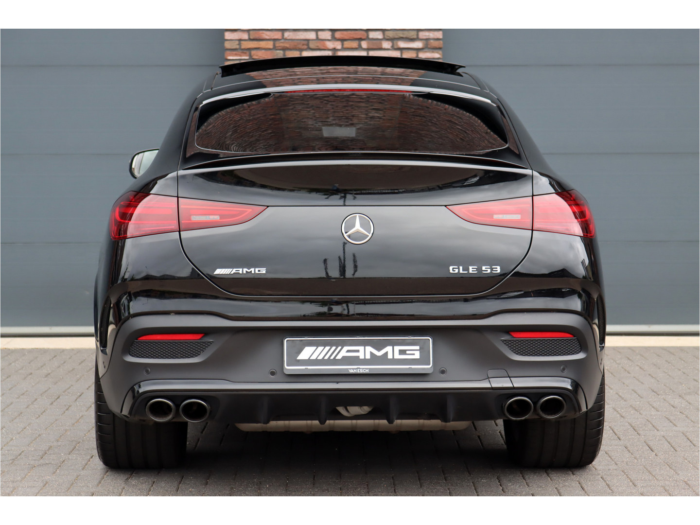 Mercedes-Benz Mercedes-Benz