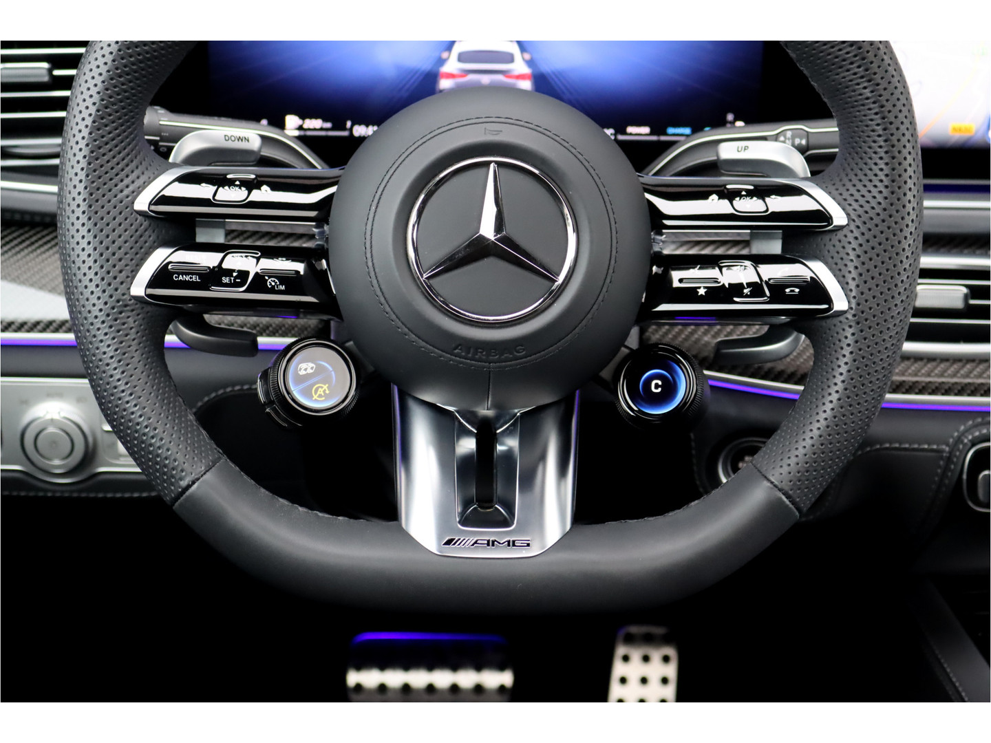 Mercedes-Benz Mercedes-Benz