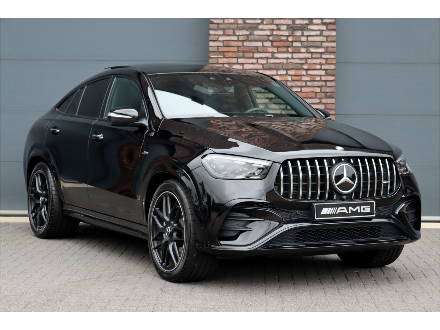 Mercedes-Benz Mercedes-Benz