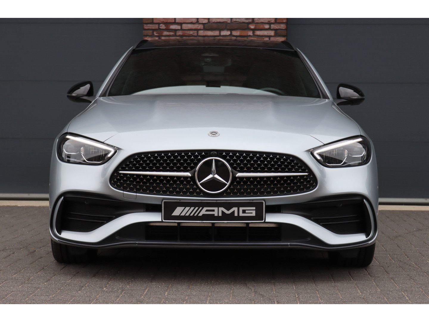 Mercedes-Benz Mercedes-Benz