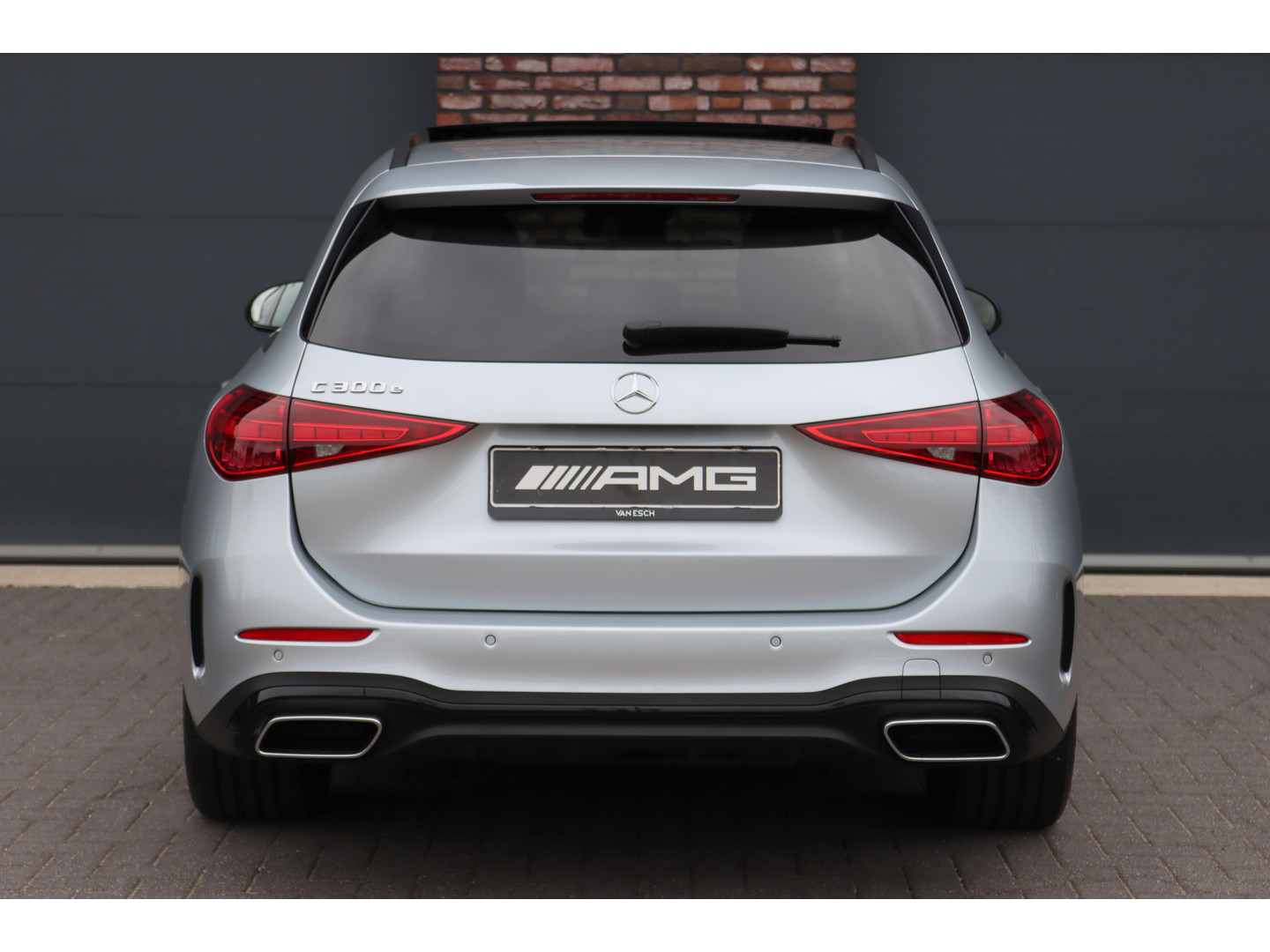 Mercedes-Benz Mercedes-Benz