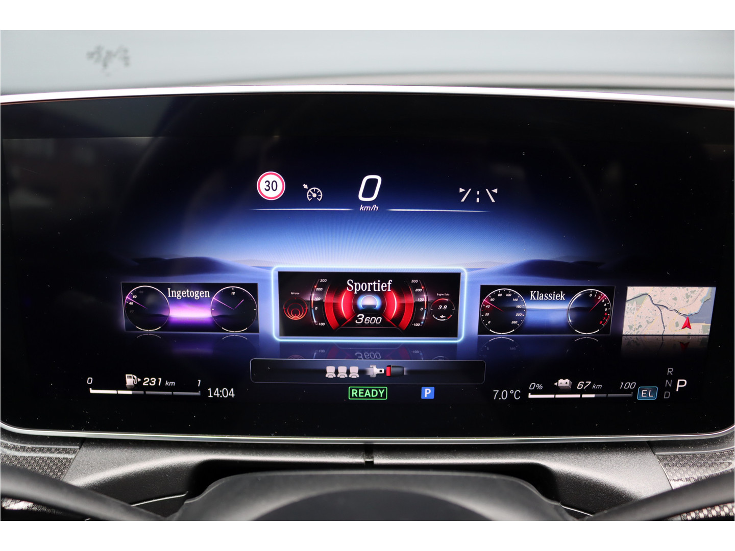 Mercedes-Benz Mercedes-Benz