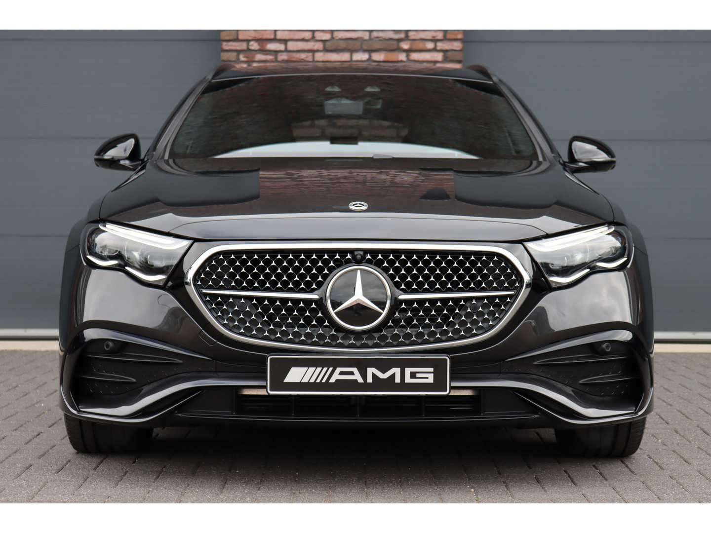 Mercedes-Benz Mercedes-Benz