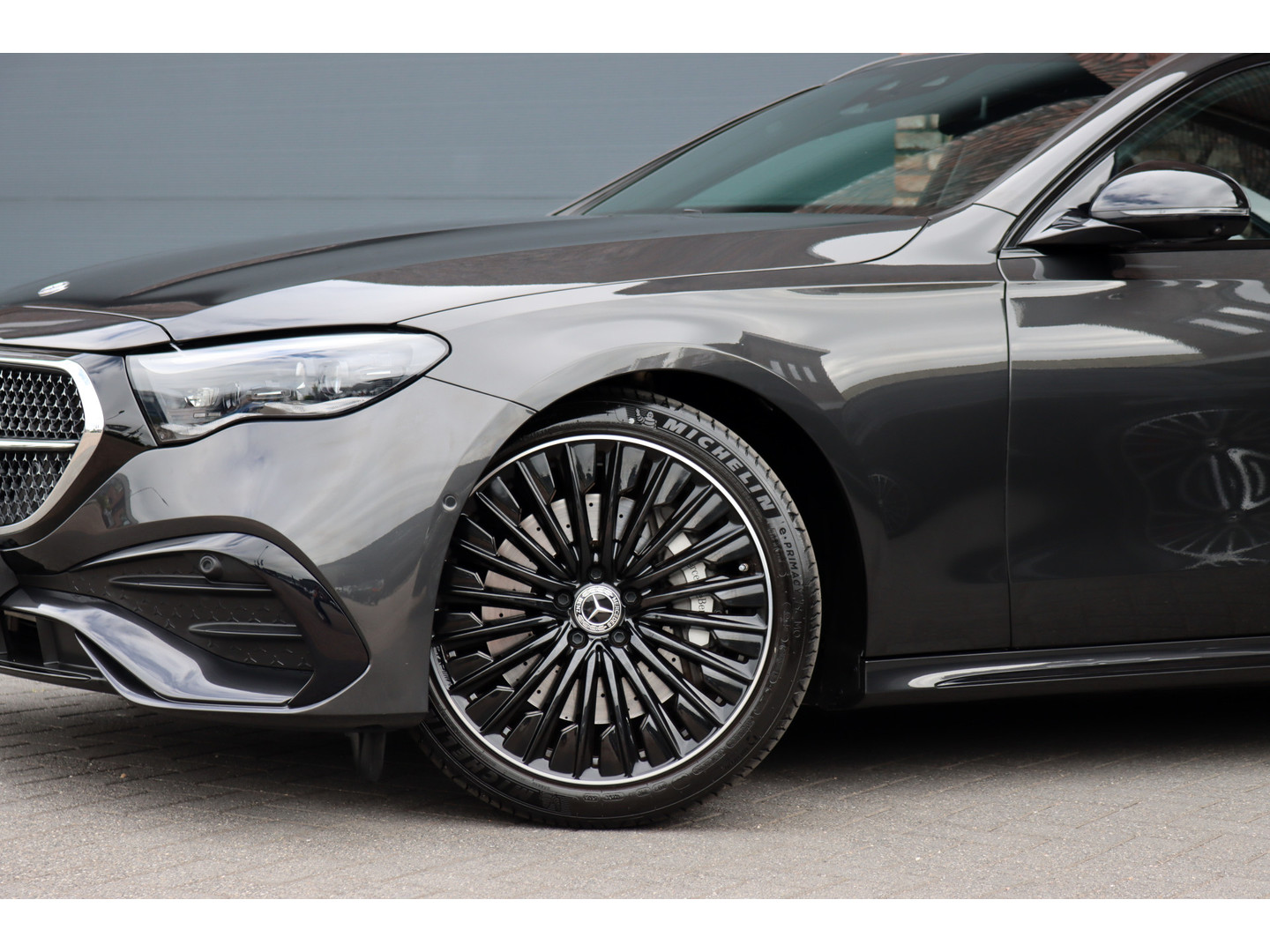 Mercedes-Benz Mercedes-Benz