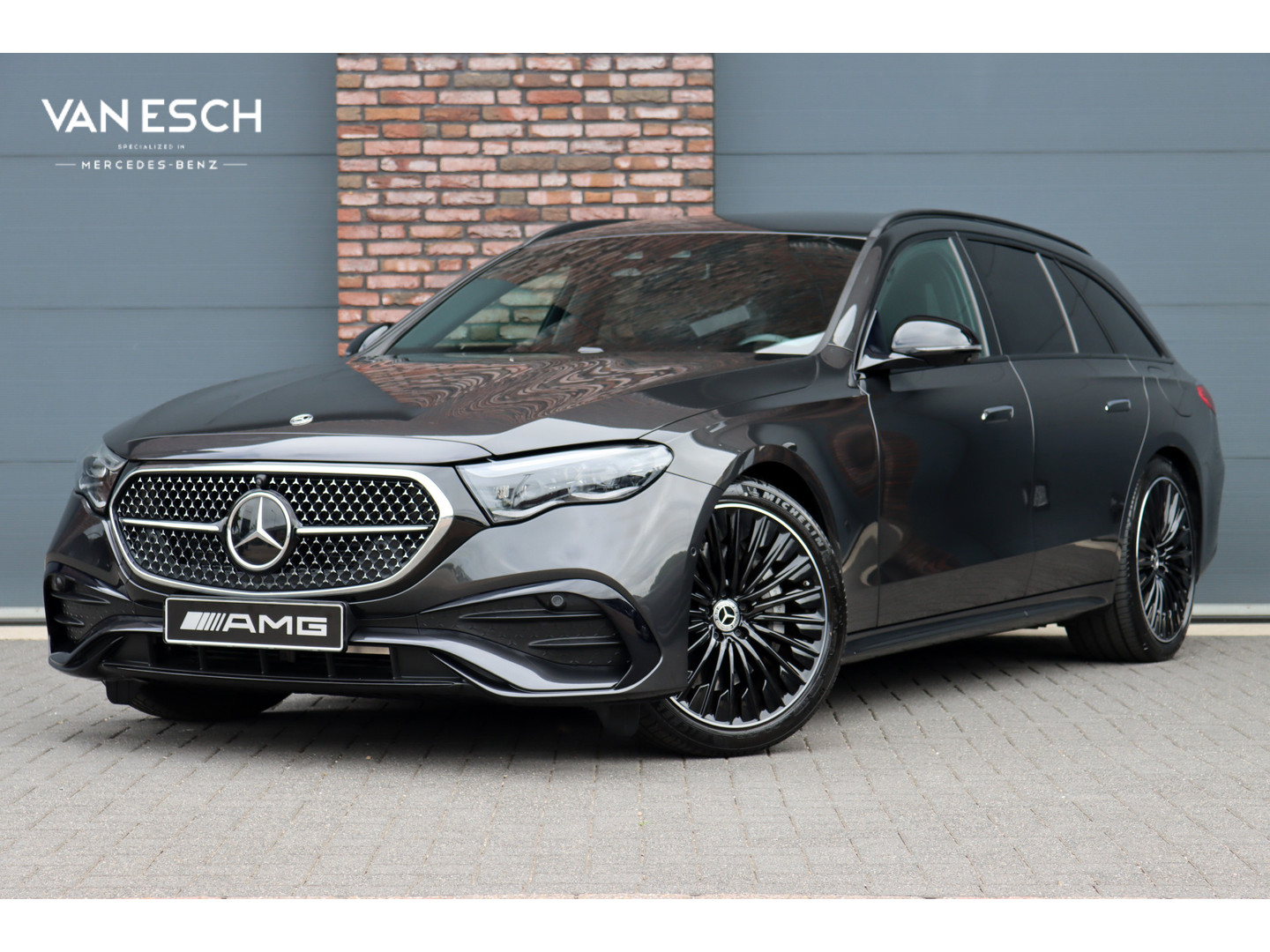 Mercedes-Benz Mercedes-Benz