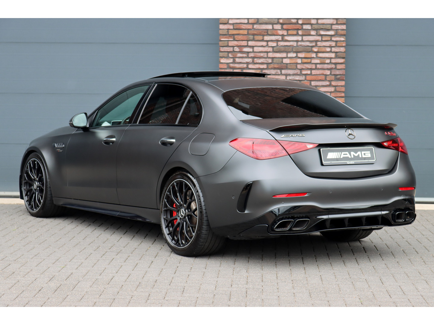 Mercedes-Benz Mercedes-Benz