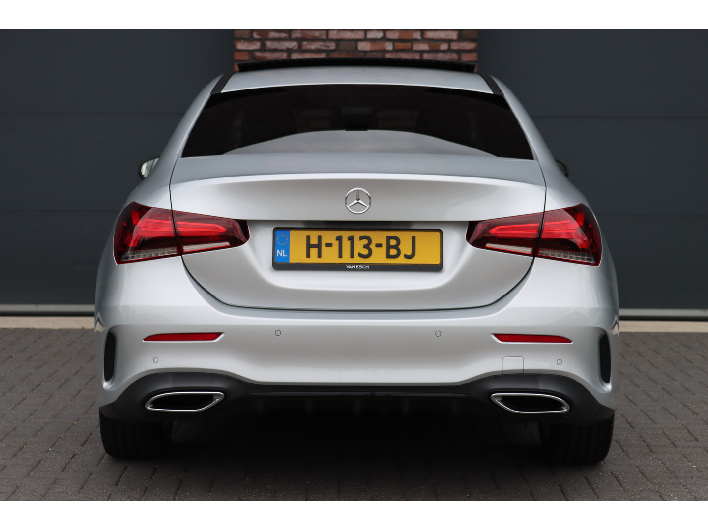 Mercedes-Benz Mercedes-Benz