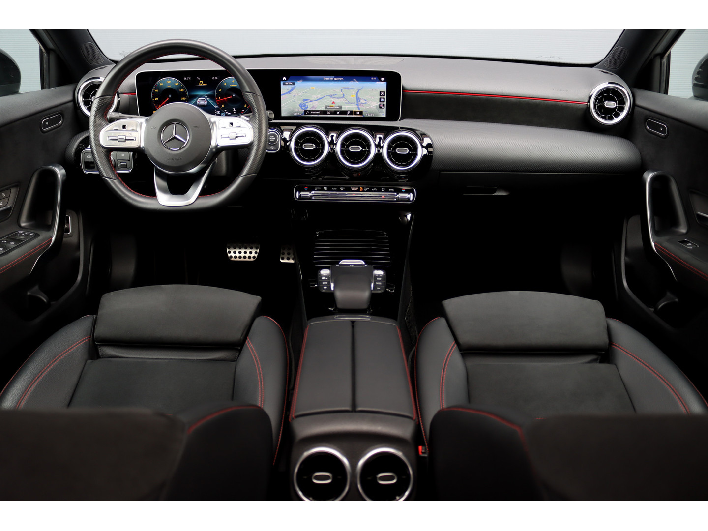 Mercedes-Benz Mercedes-Benz