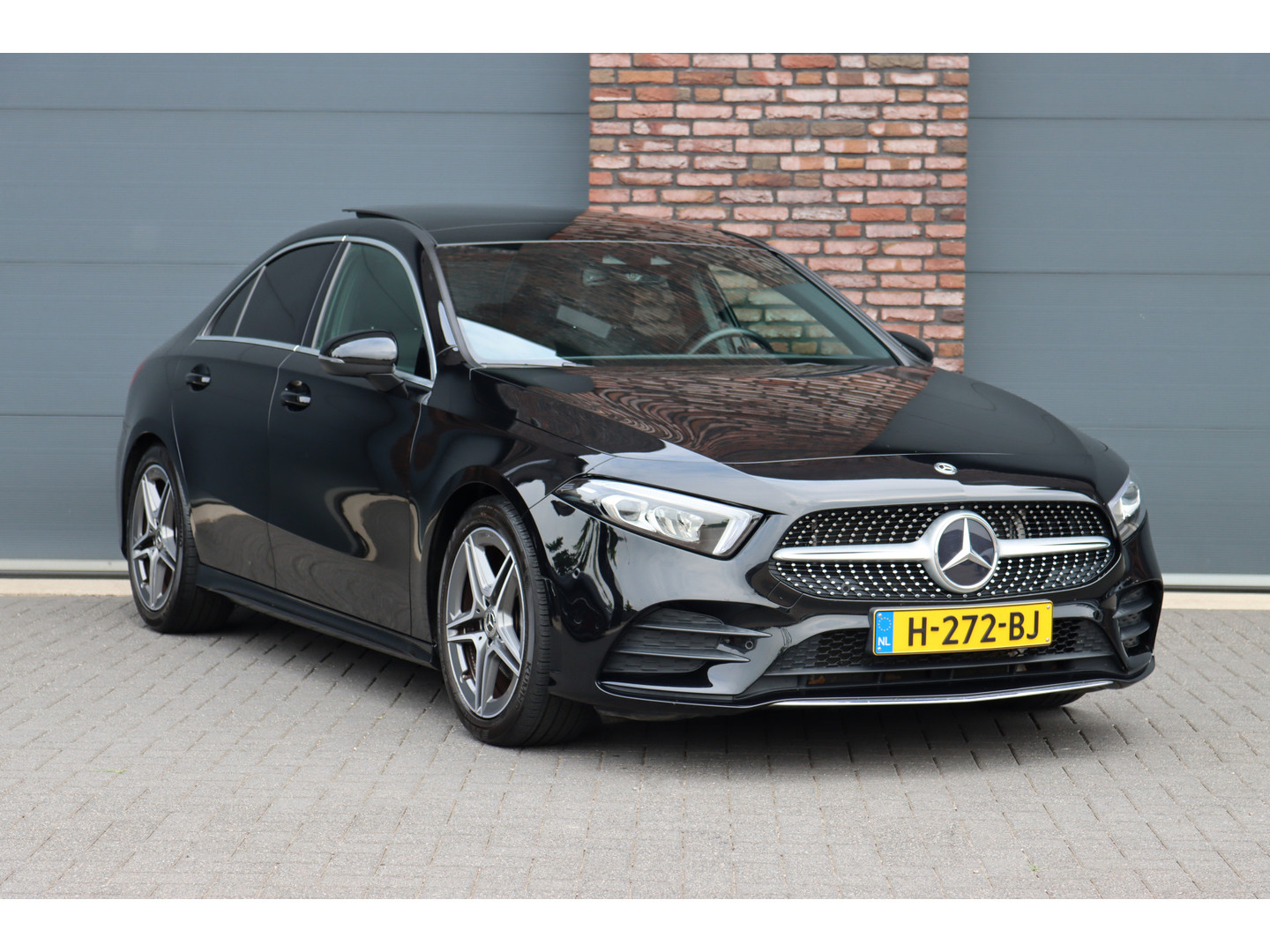 Mercedes-Benz Mercedes-Benz