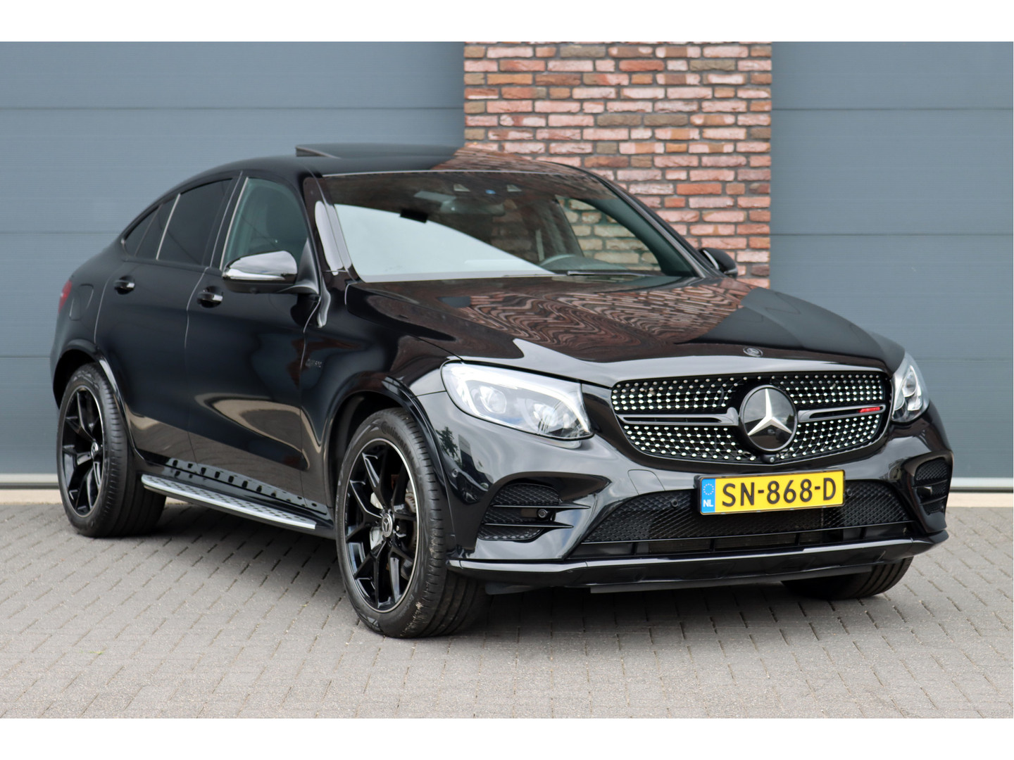 Mercedes-Benz Mercedes-Benz