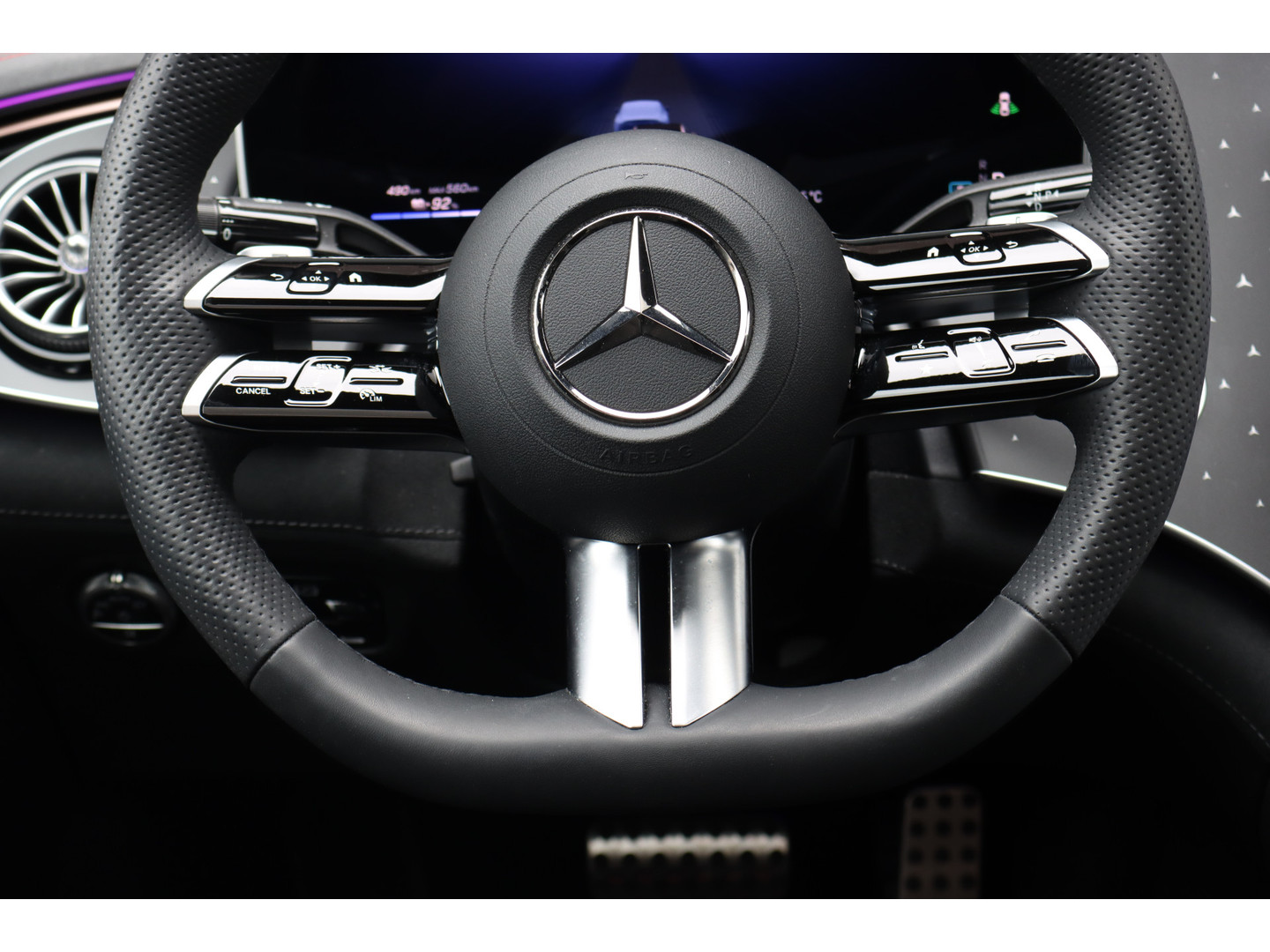 Mercedes-Benz Mercedes-Benz