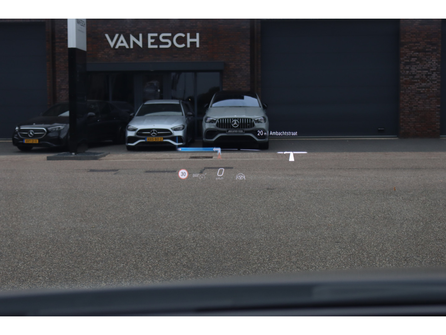 Mercedes-Benz Mercedes-Benz