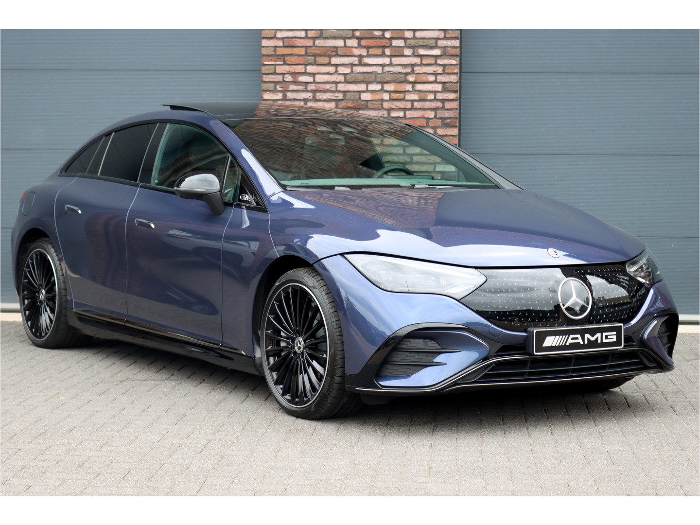 Mercedes-Benz Mercedes-Benz