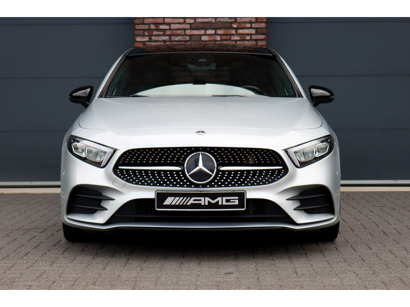 Mercedes-Benz Mercedes-Benz