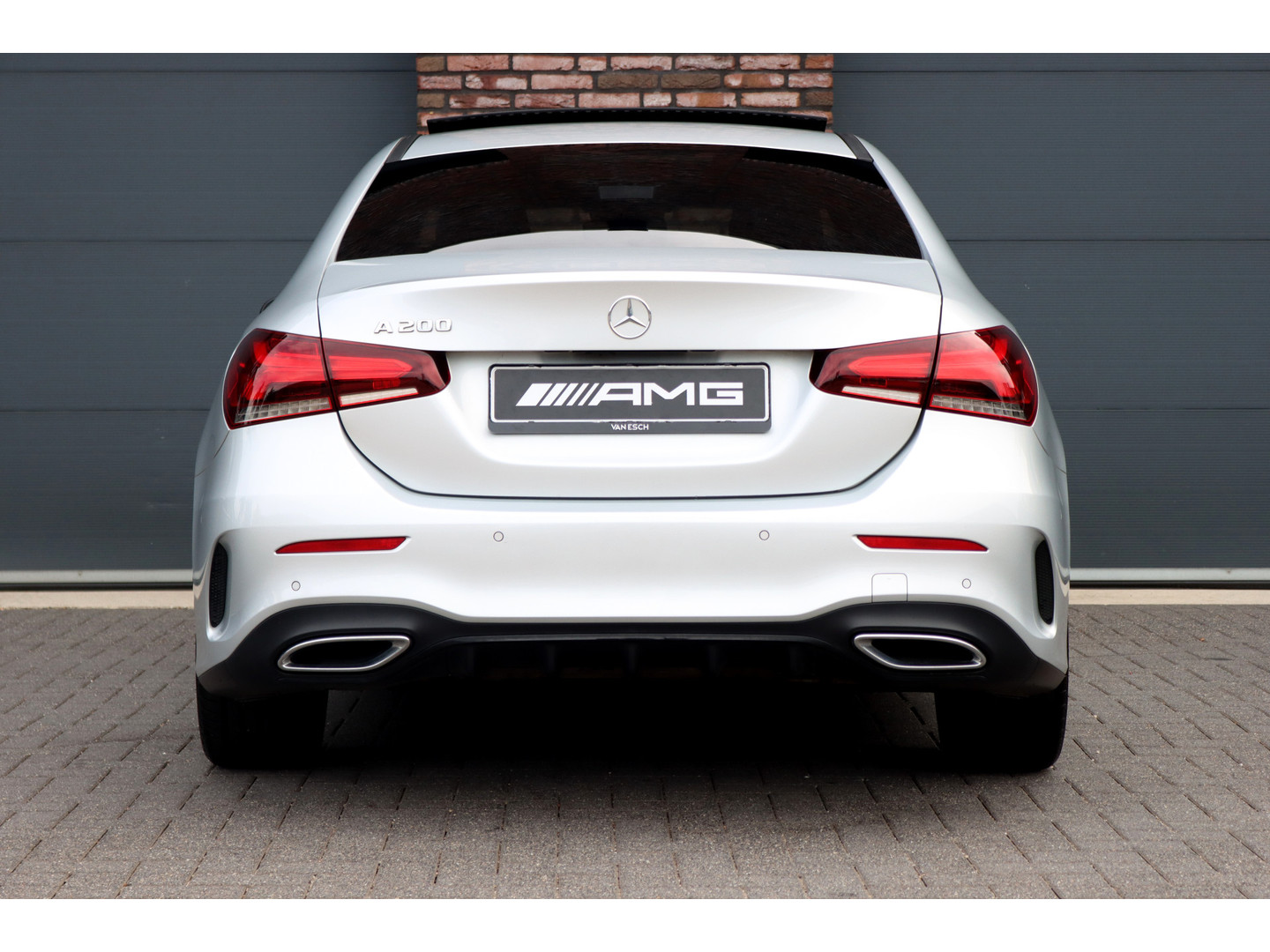 Mercedes-Benz Mercedes-Benz