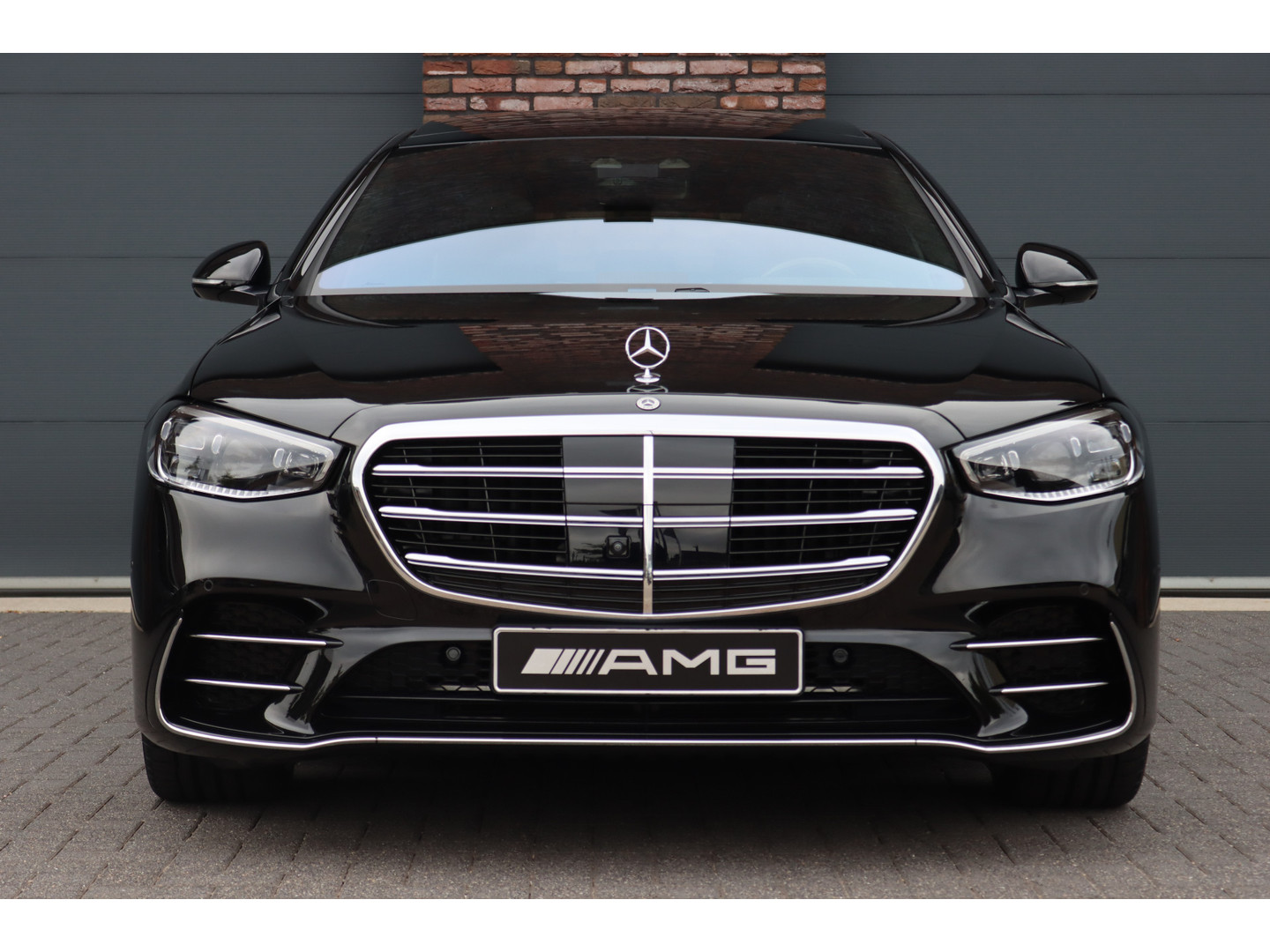Mercedes-Benz Mercedes-Benz