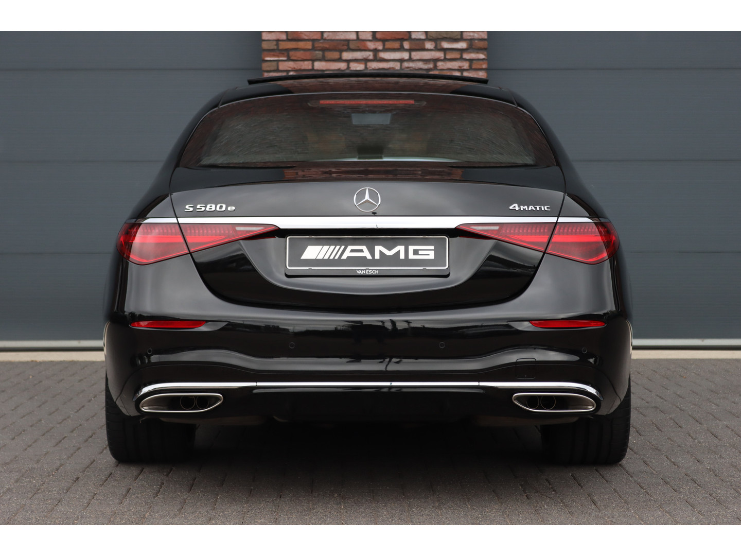 Mercedes-Benz Mercedes-Benz