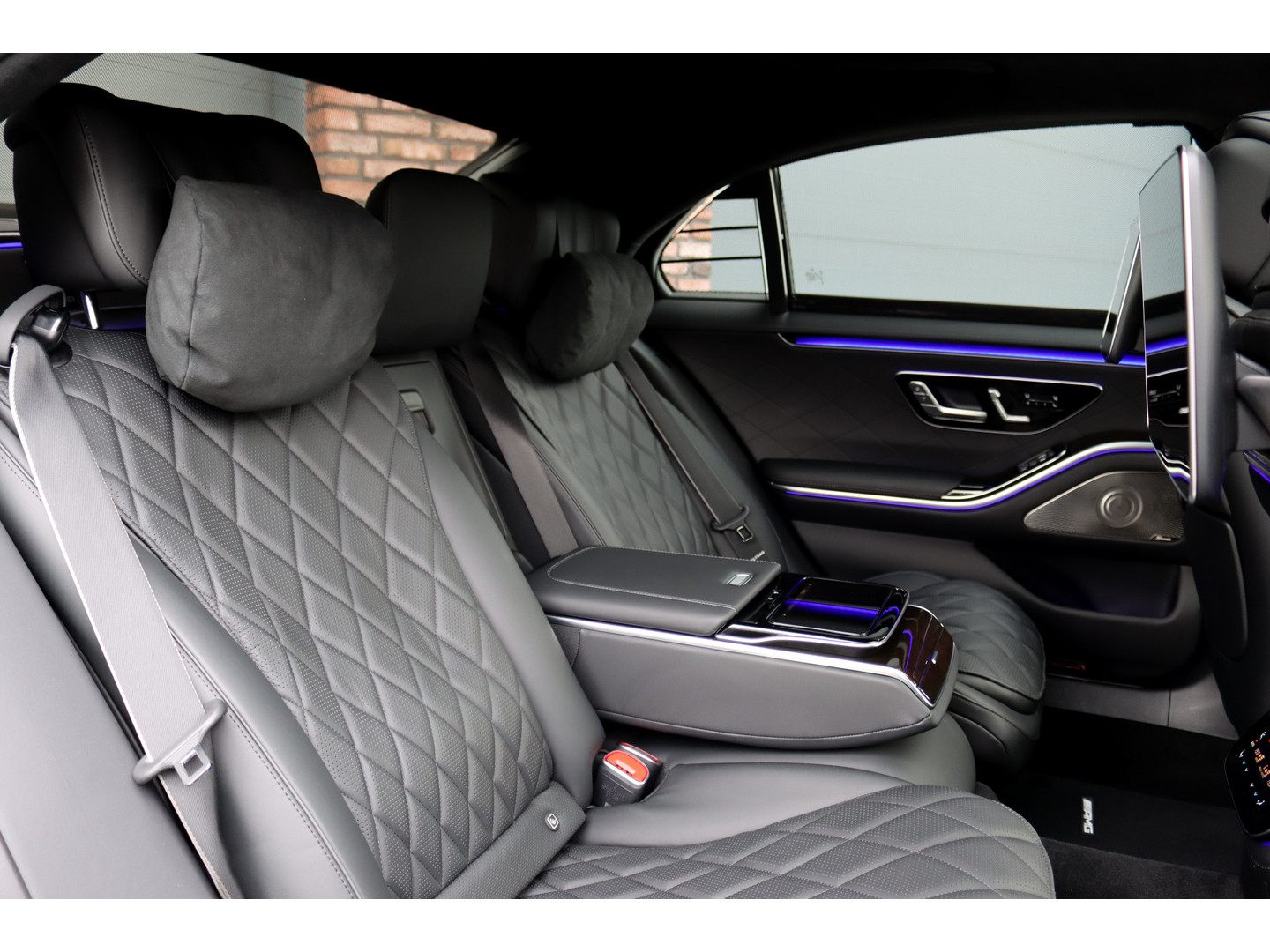 Mercedes-Benz Mercedes-Benz
