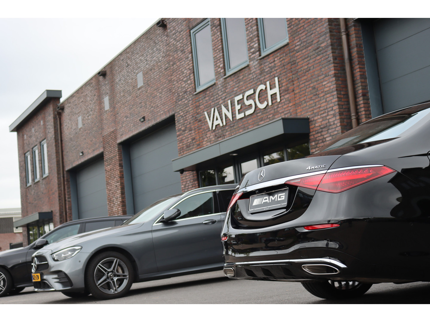 Mercedes-Benz Mercedes-Benz