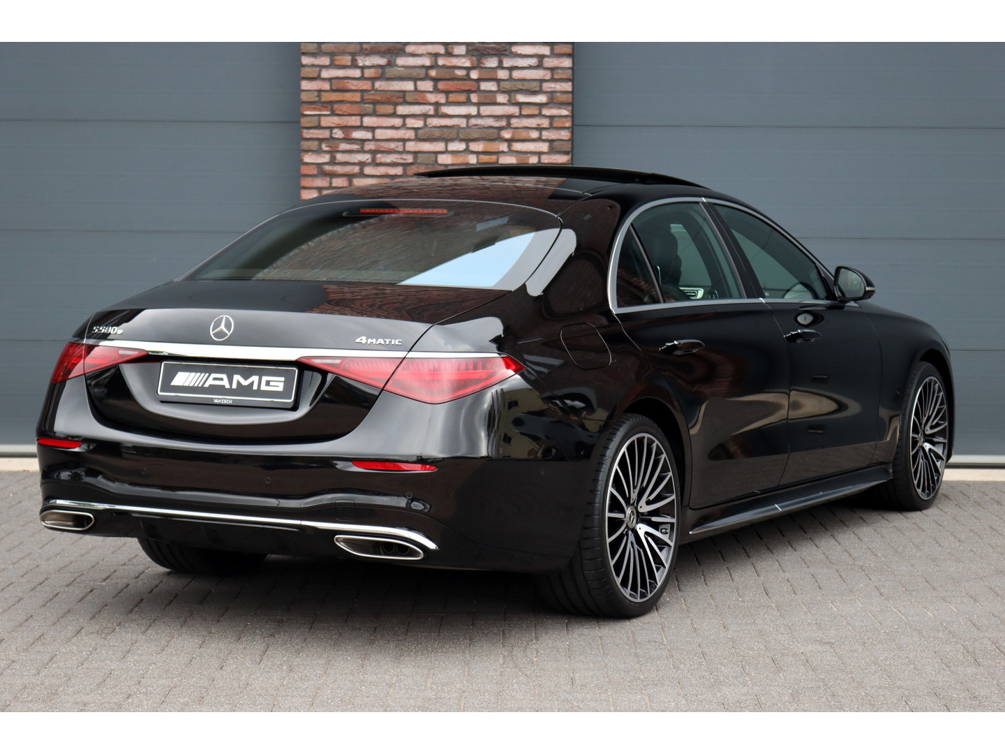 Mercedes-Benz Mercedes-Benz