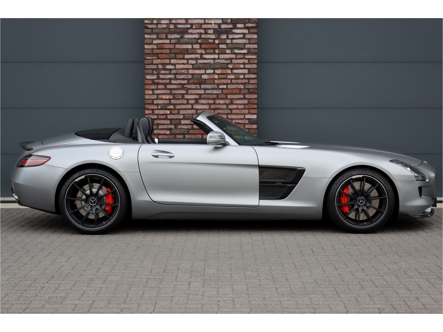 Mercedes-Benz Mercedes-Benz