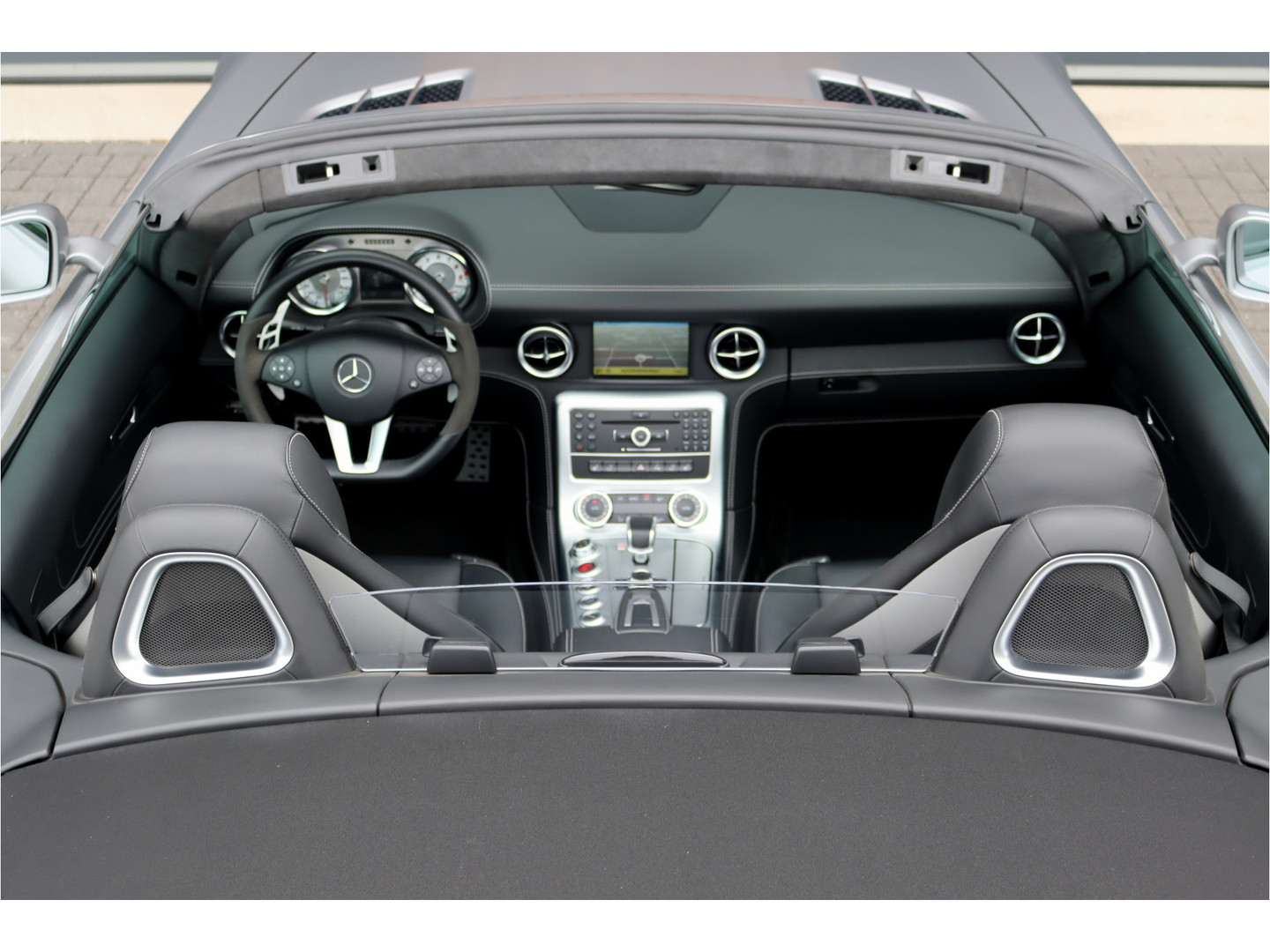 Mercedes-Benz Mercedes-Benz