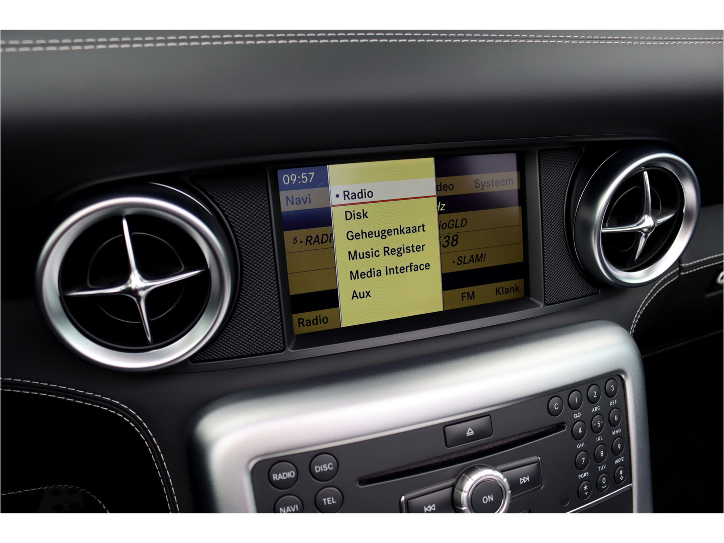Mercedes-Benz Mercedes-Benz